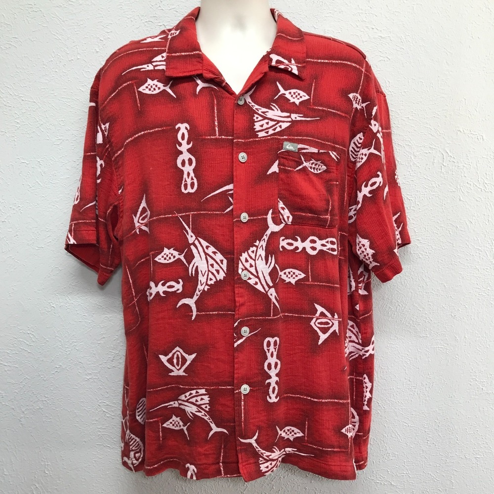 VTG Quiksilver Hawaiian Shirt Mens L Red Tribal Fish Short Sleeve Thick Fabric